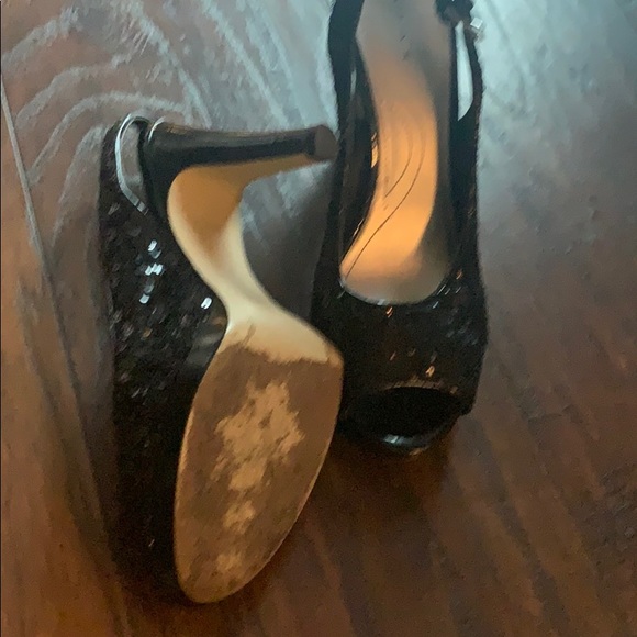 Black sequin heels - Picture 3 of 6